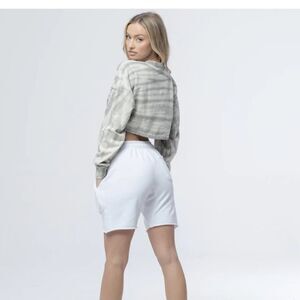 ‼️TALENTLESS CINCH CROP SWEATSHIRT‼️‎